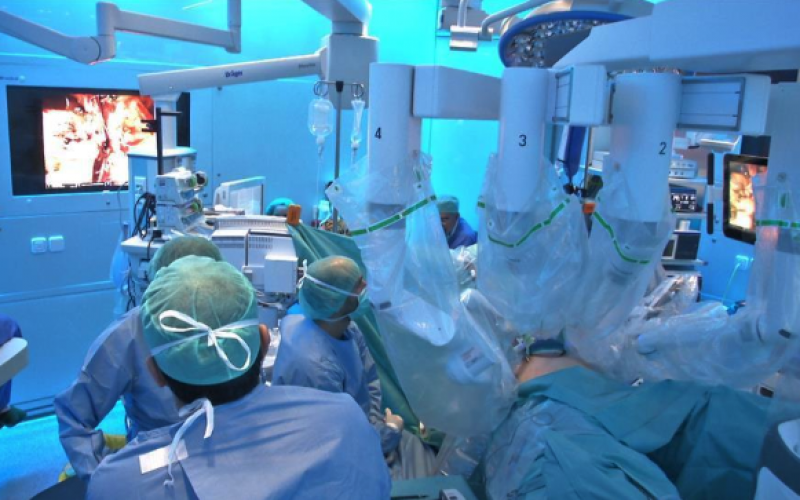 Realizan en Extremadura el primer trasplante de riñón de donante vivo